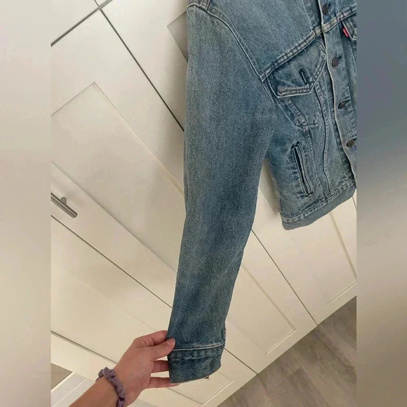 Vintage 80s Levi’s Denim Jacket - Picture 8 of 11
